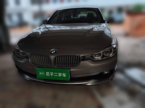 BMW 3 Series 2019, 91000 км, за 12724 USD