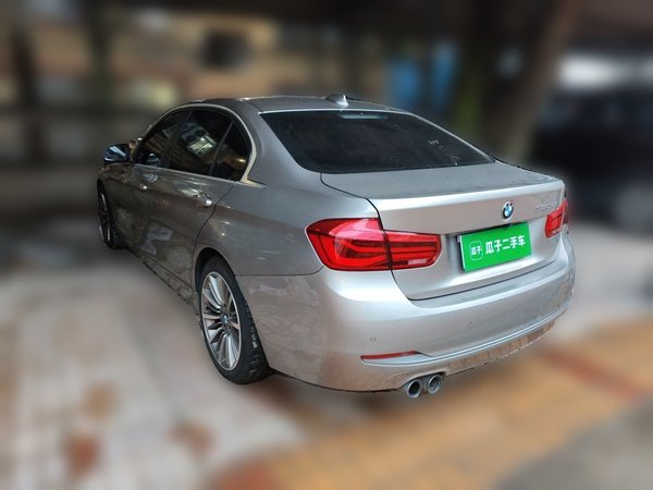 BMW 3 Series 2019, 91000 км, за 12724 USD