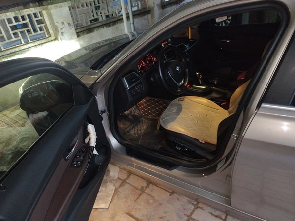 BMW 3 Series 2019, 91000 км, за 12724 USD - фото 17