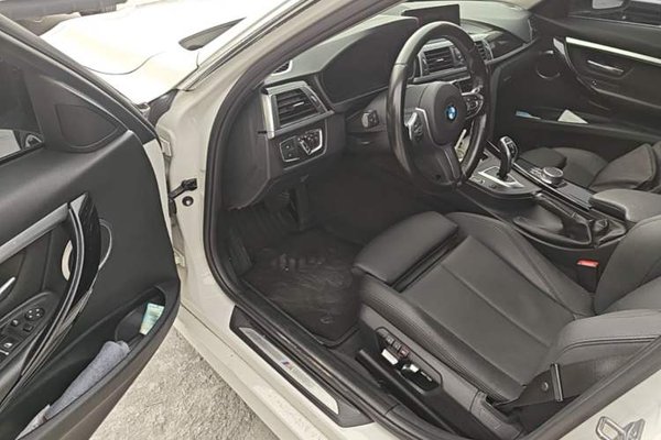 BMW 3 Series 2019, 104300 км, за 16338 USD - фото 19