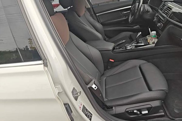 BMW 3 Series 2019, 104300 км, за 16338 USD - фото 23