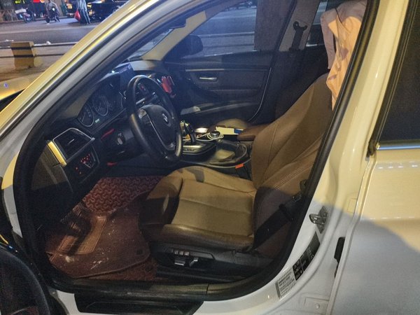 BMW 3 Series 2019, 147400 км, за 13025 USD - фото 16