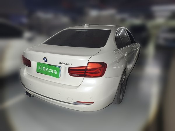 BMW 3 Series 2019, 55800 км, за 14733 USD