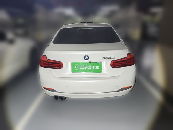 BMW 3 Series 2019, 55800 км, за 14733 USD
