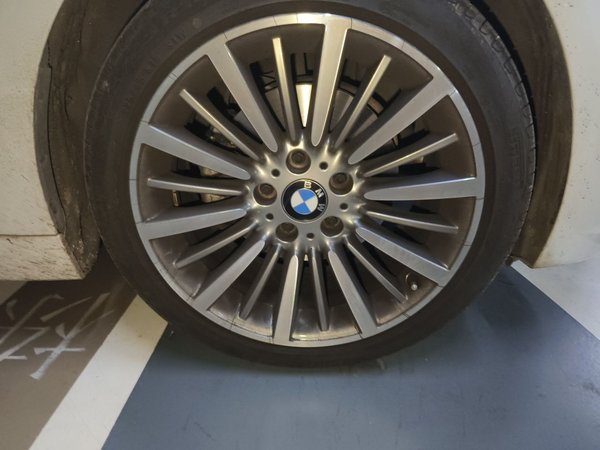 BMW 3 Series 2019, 55800 км, за 14733 USD