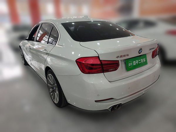 BMW 3 Series 2019, 73300 км, за 16526 USD