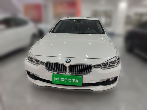 BMW 3 Series 2019, 73300 км, за 16526 USD