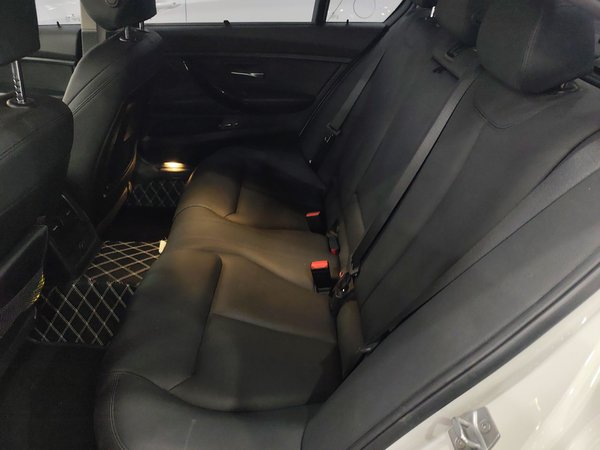 BMW 3 Series 2019, 73300 км, за 16526 USD - фото 18