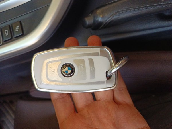 BMW 3 Series 2019, 81100 км, за 14024 USD - фото 9