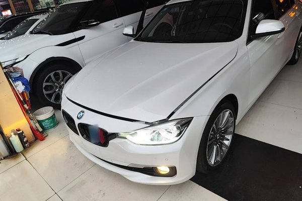 BMW 3 Series 2019, 92899 км, за 14410 USD