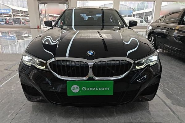 BMW 3 Series 2020, 101900 км, за 18631 USD