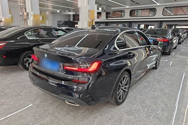 BMW 3 Series 2020, 101900 км, за 18631 USD - фото 6