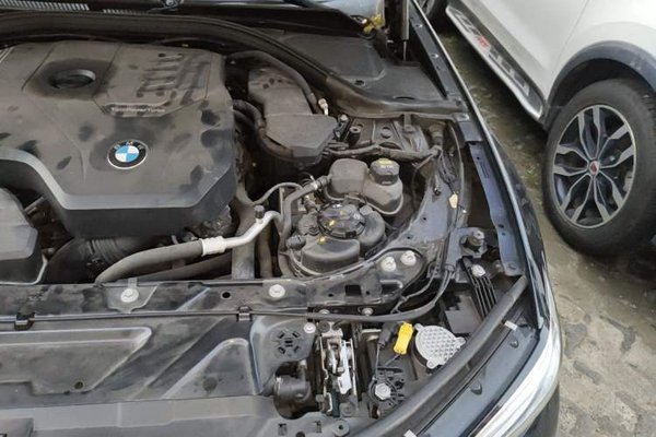 BMW 3 Series 2020, 77300 км, за 19109 USD - фото 22