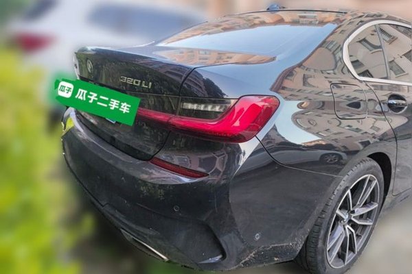 BMW 3 Series 2020, 77300 км, за 19109 USD