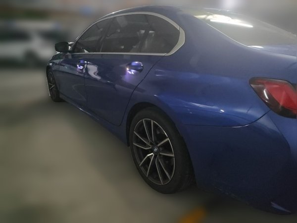 BMW 3 Series 2020, 33000 км, за 20464 USD