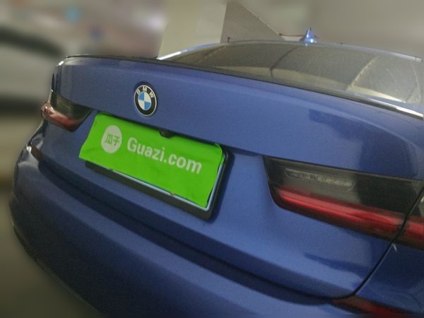 BMW 3 Series 2020, 33000 км, за 20464 USD