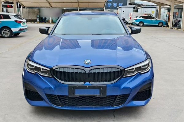 BMW 3 Series 2020, 63600 км, за 22021 USD