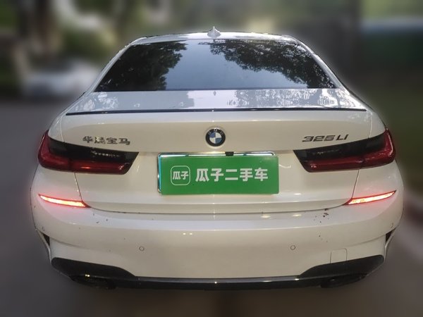BMW 3 Series 2020, 32700 км, за 25162 USD