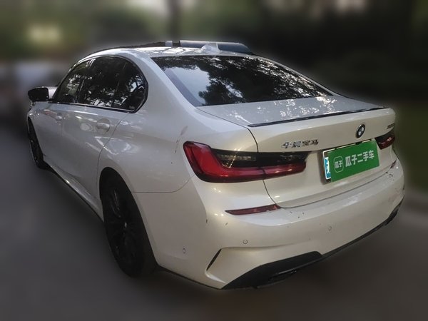 BMW 3 Series 2020, 32700 км, за 25162 USD