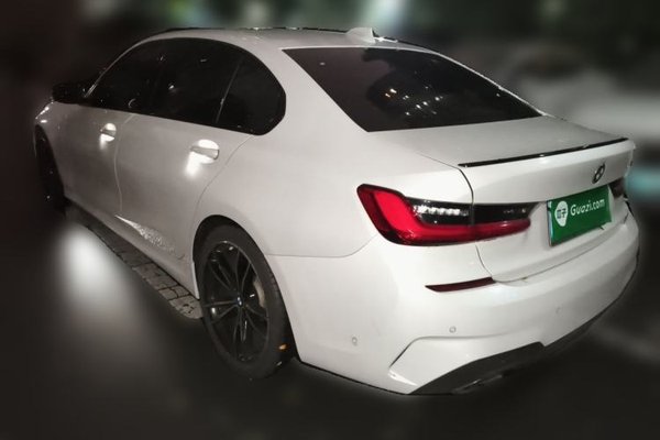 BMW 3 Series 2020, 77800 км, за 20848 USD