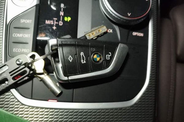 BMW 3 Series 2020, 77800 км, за 20848 USD - фото 9