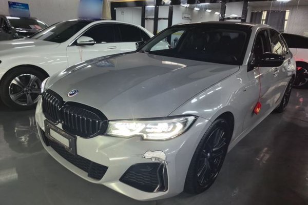 BMW 3 Series · 2020 год