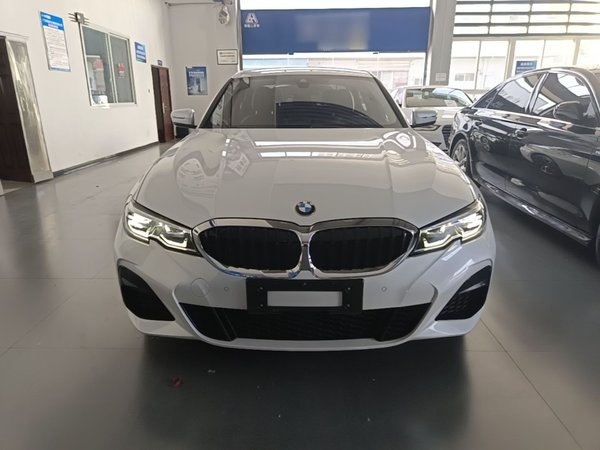BMW 3 Series 2020, 96600 км, за 21669 USD