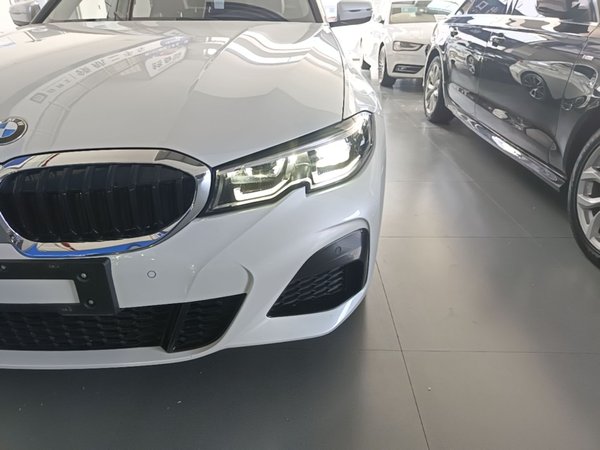 BMW 3 Series 2020, 96600 км, за 21669 USD - фото 9