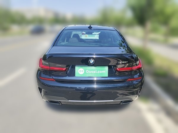 BMW 3 Series 2021, 38800 км, за 28740 USD