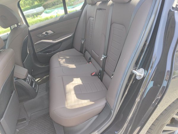BMW 3 Series 2021, 38800 км, за 28740 USD - фото 20