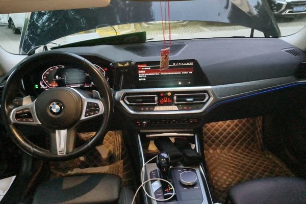 BMW 3 Series 2021, 94000 км, за 22335 USD - фото 9