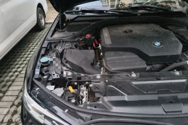 BMW 3 Series 2021, 94000 км, за 22335 USD - фото 23
