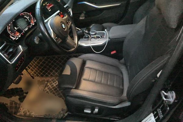 BMW 3 Series 2021, 94000 км, за 22335 USD - фото 15