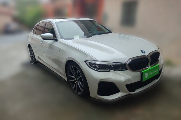 BMW 3 Series 2021, 31300 км, за 25220 USD