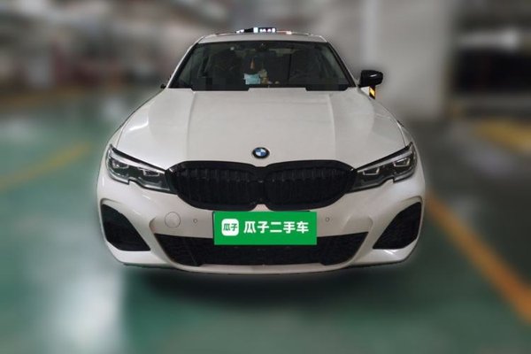 BMW 3 Series 2021, 48400 км, за 23605 USD