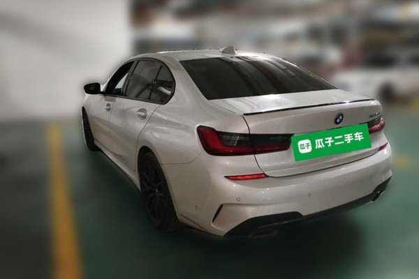 BMW 3 Series 2021, 48400 км, за 23605 USD