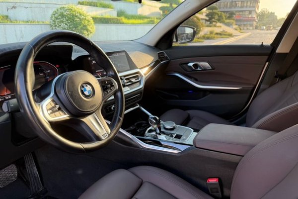 BMW 3 Series 2021, 65300 км, за 23567 USD - фото 12