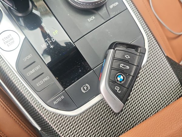 BMW 3 Series 2021, 83400 км, за 27507 USD - фото 17