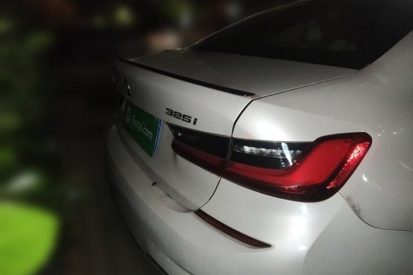 BMW 3 Series 2021, 85399 км, за 21567 USD