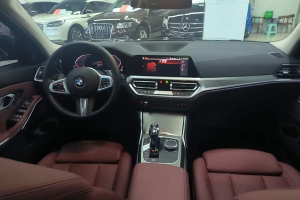 BMW 3 Series 2022, 40800 км, за 25716 USD - фото 26