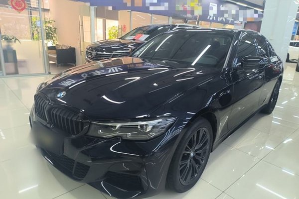 BMW 3 Series · 2022 год