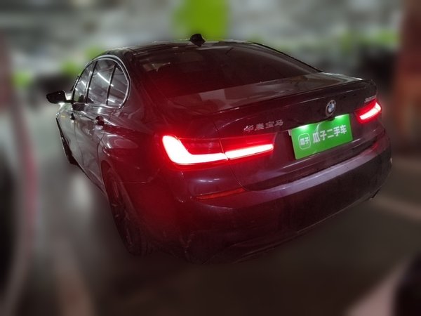 BMW 3 Series 2022, 55900 км, за 32182 USD