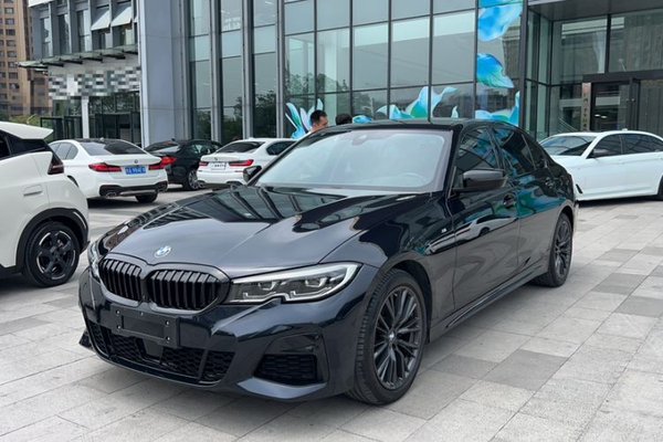 BMW 3 Series · 2022 год