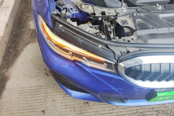 BMW 3 Series 2022, 70700 км, за 20706 USD - фото 6