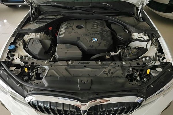 BMW 3 Series 2022, 49900 км, за 26802 USD - фото 24