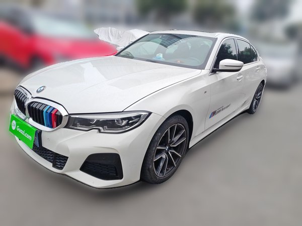 BMW 3 Series 2022, 90300 км, за 23325 USD