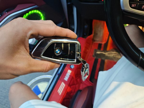 BMW 3 Series 2022, 90300 км, за 23325 USD - фото 10