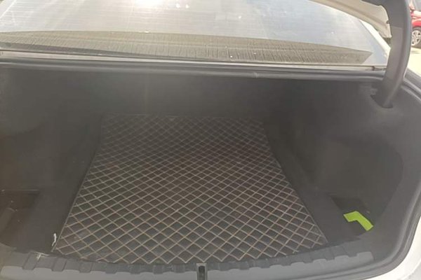 BMW 3 Series 2023, 134400 км, за 23479 USD - фото 22