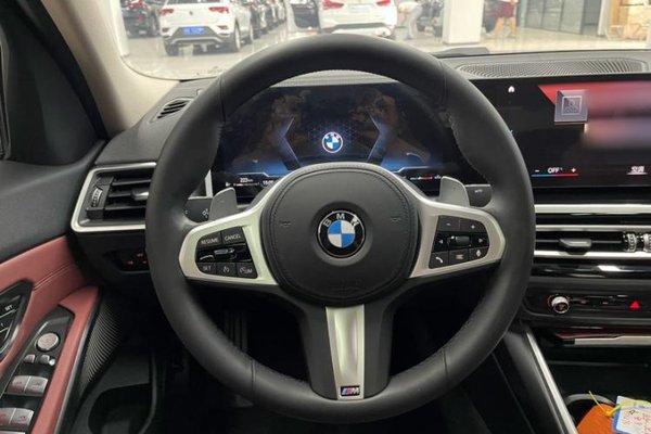 BMW 3 Series 2023, 26500 км, за 36925 USD - фото 9