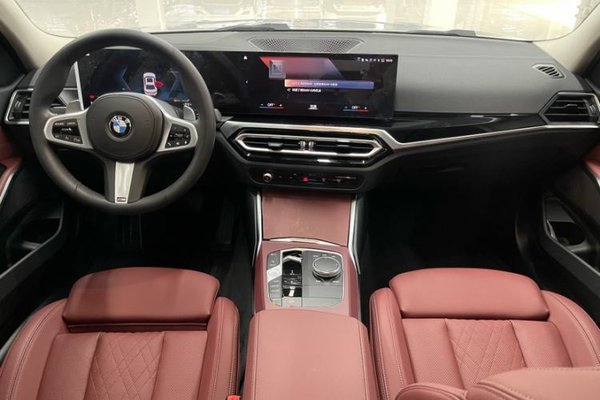 BMW 3 Series 2023, 26500 км, за 36925 USD - фото 10